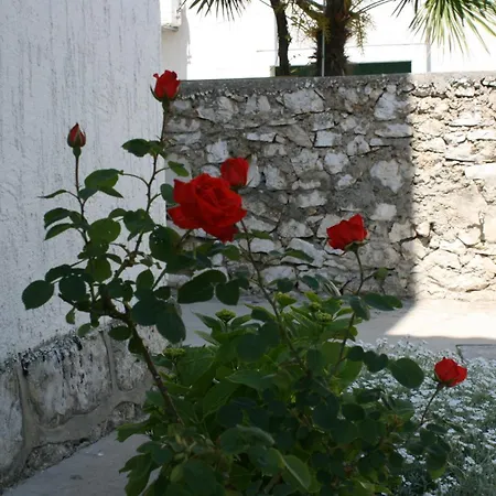 With A Parking Space - 6238 * Βόντιτσε