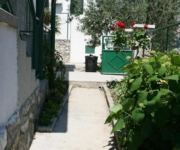 Appartement With A Parking Space - 6238 *