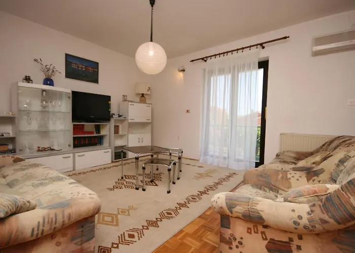 With A Parking Space - 6238 *